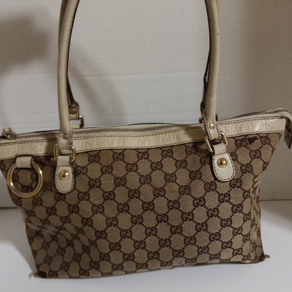 💯% Authentic GUCCI BAG
